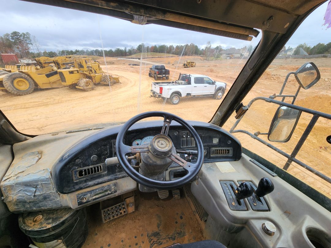 2005 CATERPILLAR 730 - Image 10